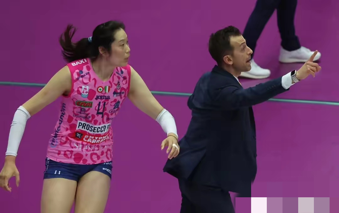 包含SKT观众热烈欢呼！，Ming迎来十五赛季出色发挥比赛高潮迭起的词条
